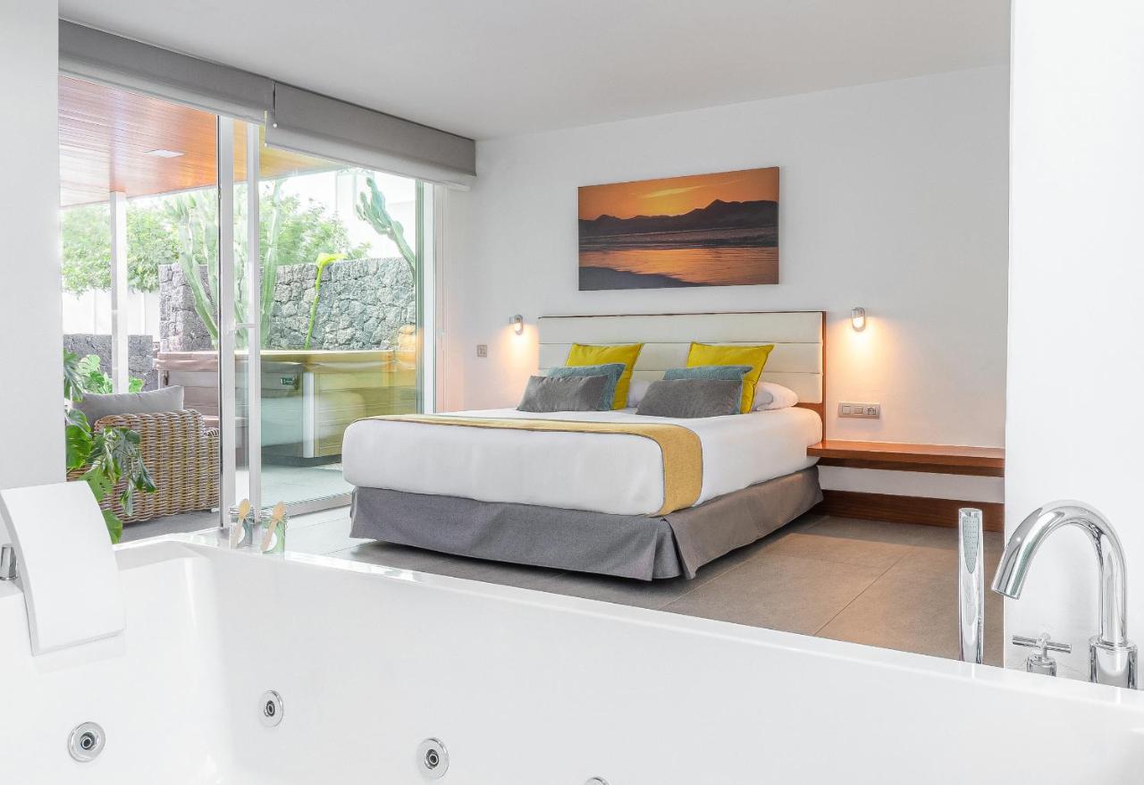 Hyde Park Lane Villas Puerto del Carmen  Exterior photo