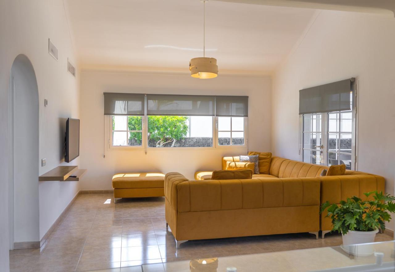 Hyde Park Lane Villas Puerto del Carmen  Exterior photo